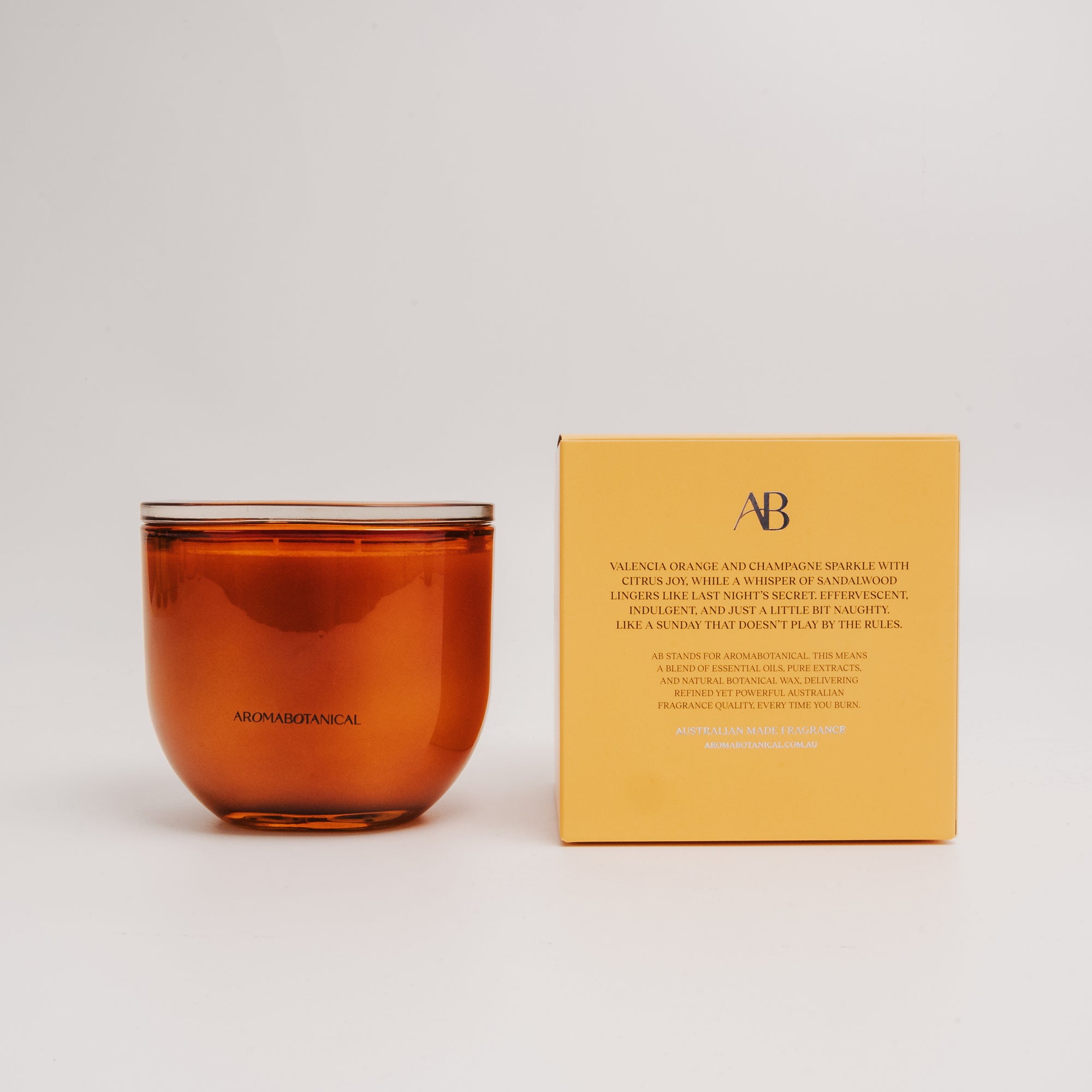 Sunday Mimosa 400g Candle
